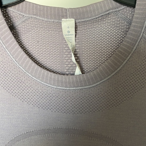 Lululemon run swiftly tee in dusty rose - Picture 2 of 3